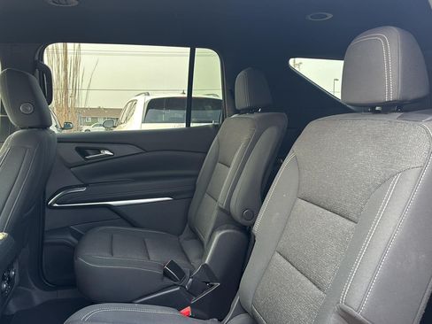 Used 2024 Chevrolet Traverse LT AWD/4WD image 21