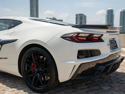 Used 2025 Chevrolet Corvette Z06 w/ Stealth Interior Trim Package RWD image 12