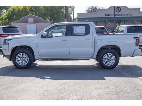 Used 2024 Nissan Frontier SV w/ SV Convenience Package AWD/4WD image 6