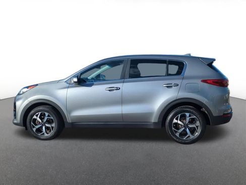 Used 2020 Kia Sportage LX FWD image 3
