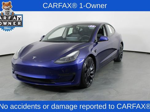 Used 2023 Tesla Model 3 Performance image 2