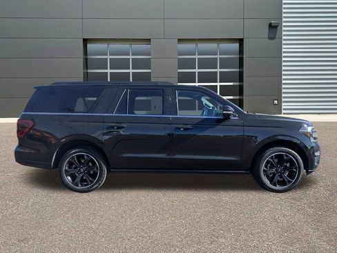 Used 2022 Ford Expedition Max Limited AWD/4WD image 4
