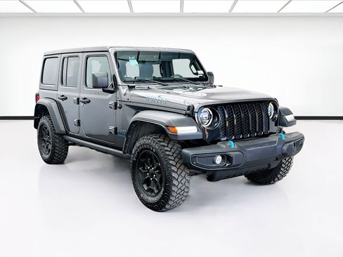 Used 2023 Jeep Wrangler Unlimited image 3