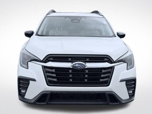 Used 2024 Subaru Ascent Limited AWD/4WD image 2
