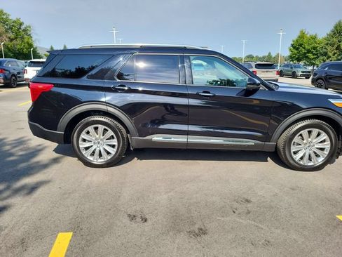 Used 2021 Ford Explorer Limited w/ Hybrid Equipment Group 310A AWD/4WD image 6