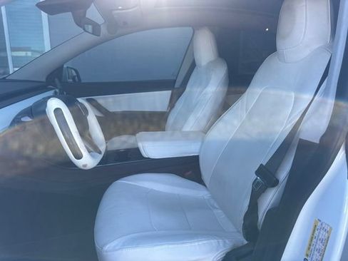 Used 2020 Tesla Model Y Long Range AWD/4WD image 9