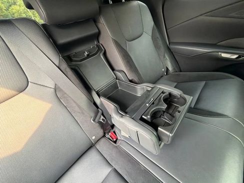 Used 2024 Lexus RX 500h F Sport w/ Convenience Package AWD/4WD image 34