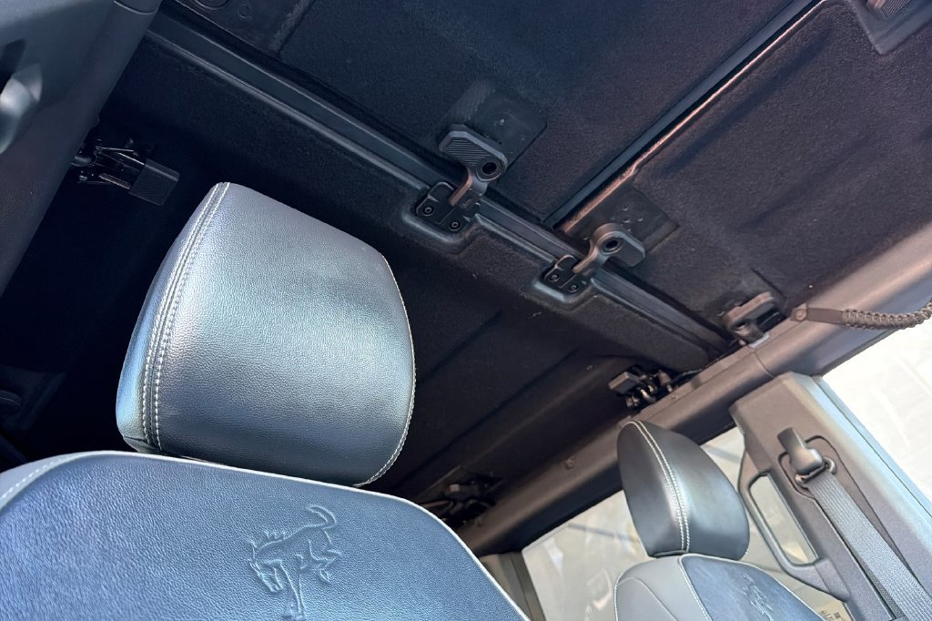 Used 2025 Ford Bronco Outer Banks AWD/4WD image 16
