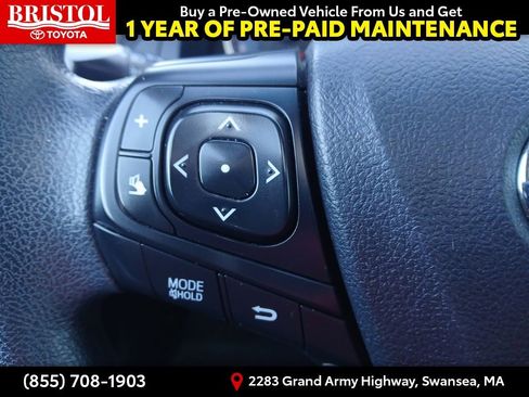 Used 2016 Toyota Camry LE image 28