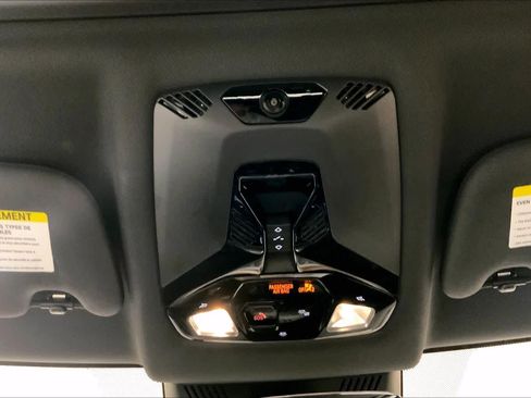 Certified 2025 MINI Cooper S image 33