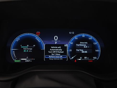 Used 2025 Toyota Sienna Limited image 31