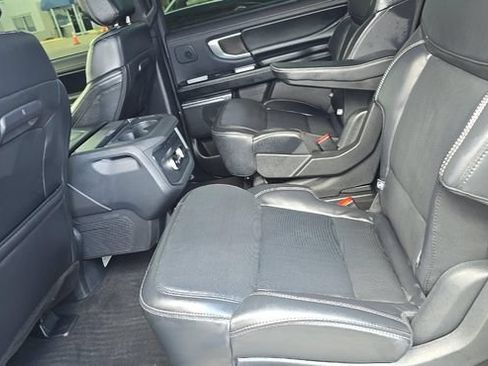 Used 2025 Ford Expedition Max Platinum w/ Stealth Performance Package AWD/4WD image 8