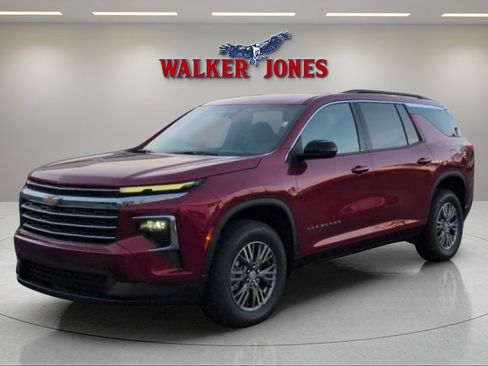 New 2026 Chevrolet Traverse LT image 7