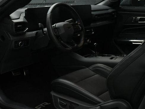 Used 2024 Ford Mustang GT Premium image 22