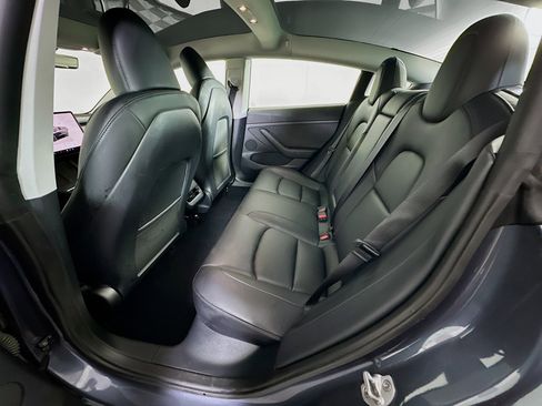 Used 2023 Tesla Model 3 Standard Range image 26