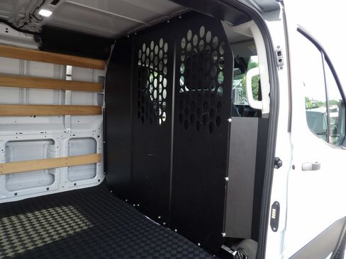Used 2025 Ford Transit 250 Low Roof w/ Exterior Upgrade Package RWD image 26