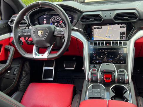 Used 2020 Lamborghini Urus AWD/4WD image 15