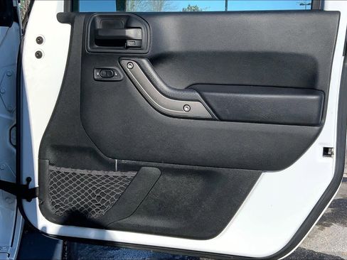 Used 2017 Jeep Wrangler Unlimited Sport w/ Quick Order Package 24S image 23