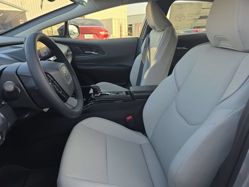 New 2027 Toyota Prius XLE FWD image 11