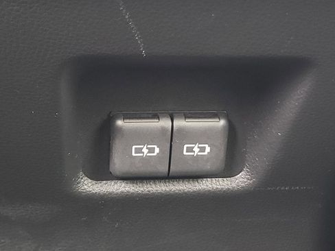 Used 2023 Toyota RAV4 XLE image 21