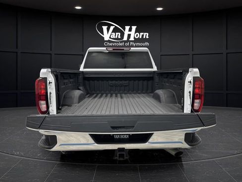 Used 2024 GMC Sierra 2500 SLE w/ SLE Convenience Package image 12