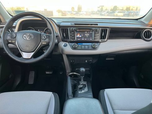 Used 2018 Toyota RAV4 XLE w/ Plus Extra Value Package FWD image 16
