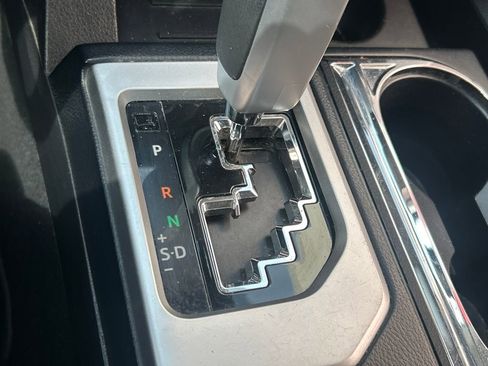 Used 2020 Toyota Tundra SR5 w/ SR5 Leather Package image 14