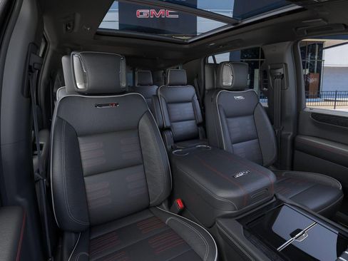 New 2026 GMC Yukon AT4 Ultimate AWD/4WD image 16