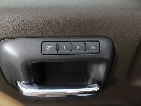 Used 2018 GMC Sierra 1500 Denali AWD/4WD image 16