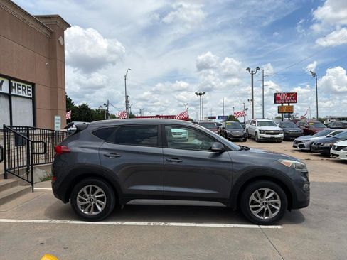 Used 2018 Hyundai Tucson SEL Plus FWD image 4