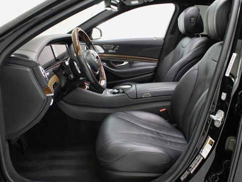 Used 2015 Mercedes-Benz S 550 Sedan image 33