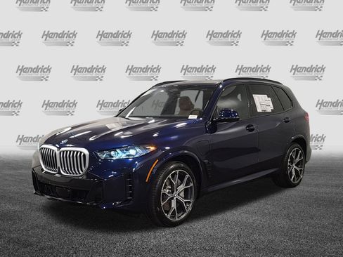 New 2026 BMW X5 xDrive50e w/ M Sport Package AWD/4WD image 3