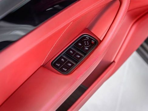 Used 2020 Porsche Panamera image 48