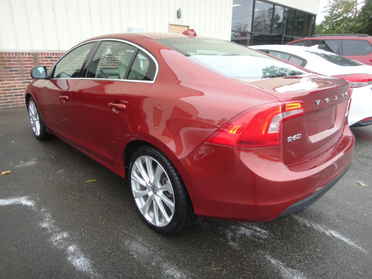 Used 2016 Volvo S60 T5 Premier w/ Climate Package AWD/4WD image 4