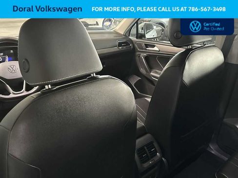 Certified 2023 Volkswagen Tiguan SE FWD image 23