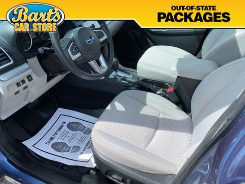 Used 2017 Subaru Forester 2.5i Premium w/ All-Weather Package AWD/4WD image 28