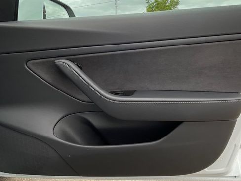Used 2018 Tesla Model 3 Long Range AWD/4WD image 36