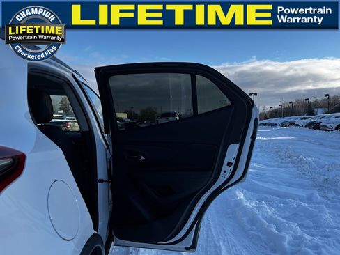 Certified 2022 Buick Encore Preferred w/ Safety Package image 32