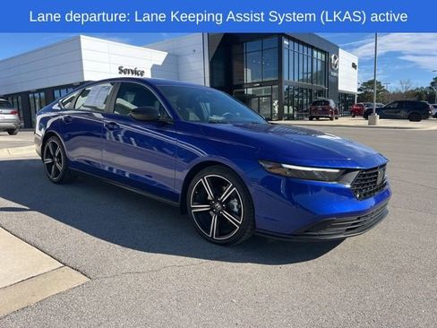 Used 2024 Honda Accord Sport image 9