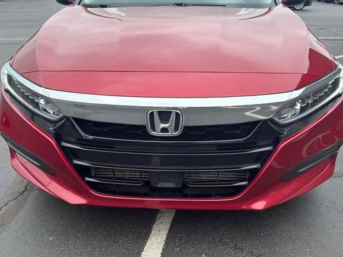 Used 2019 Honda Accord LX image 2