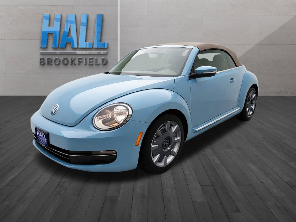 Used 2013 Volkswagen Beetle 2.5 FWD image 1