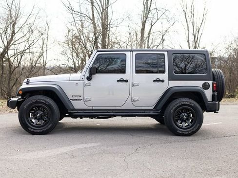 Used 2015 Jeep Wrangler Unlimited Sport w/ Quick Order Package 24S image 4