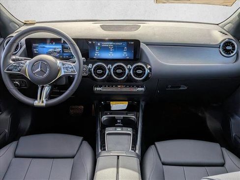 Used 2026 Mercedes-Benz GLA 250 image 14