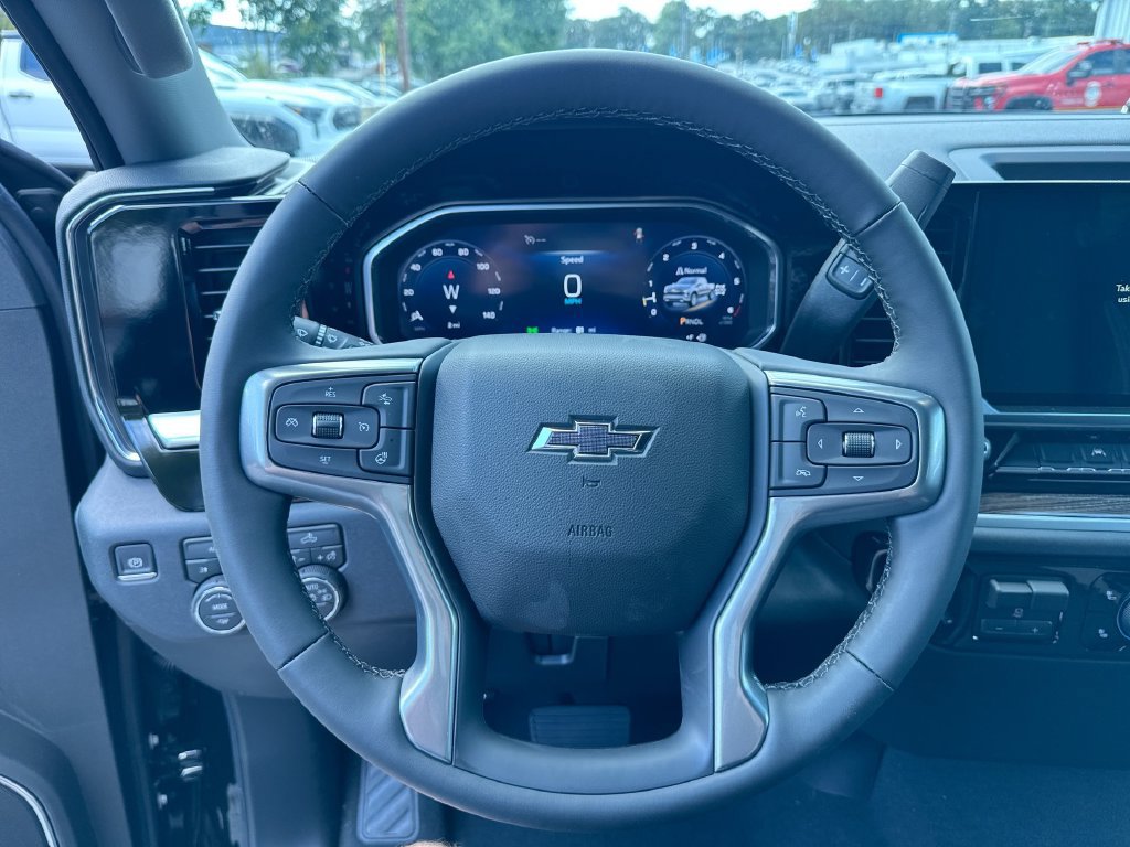 New 2026 Chevrolet Silverado 1500 RST AWD/4WD image 16