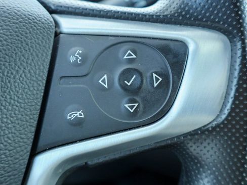 Used 2023 GMC Terrain SLE image 13