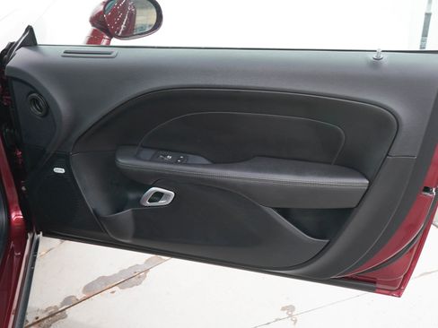 Used 2018 Dodge Challenger GT w/ GT Interior Package AWD/4WD image 11