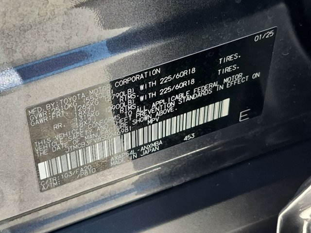Used 2025 Toyota RAV4 SE AWD/4WD image 22