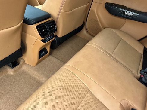 Used 2025 Lexus RZ 300e image 24