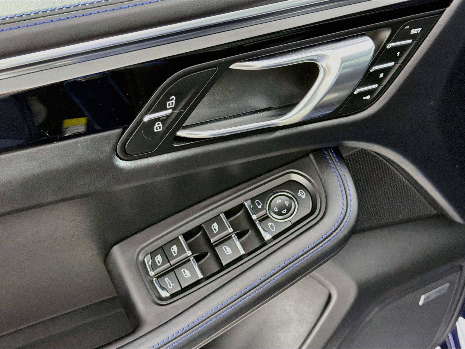 Certified 2024 Porsche Macan GTS AWD/4WD image 31