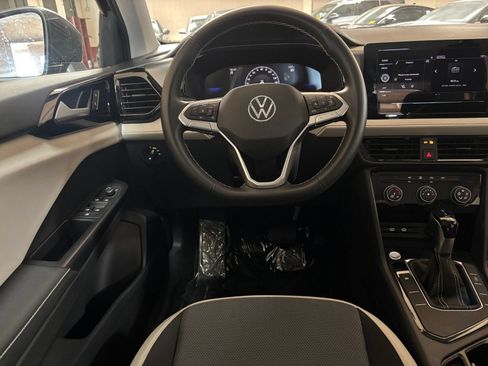 Used 2026 Volkswagen Taos S FWD image 32